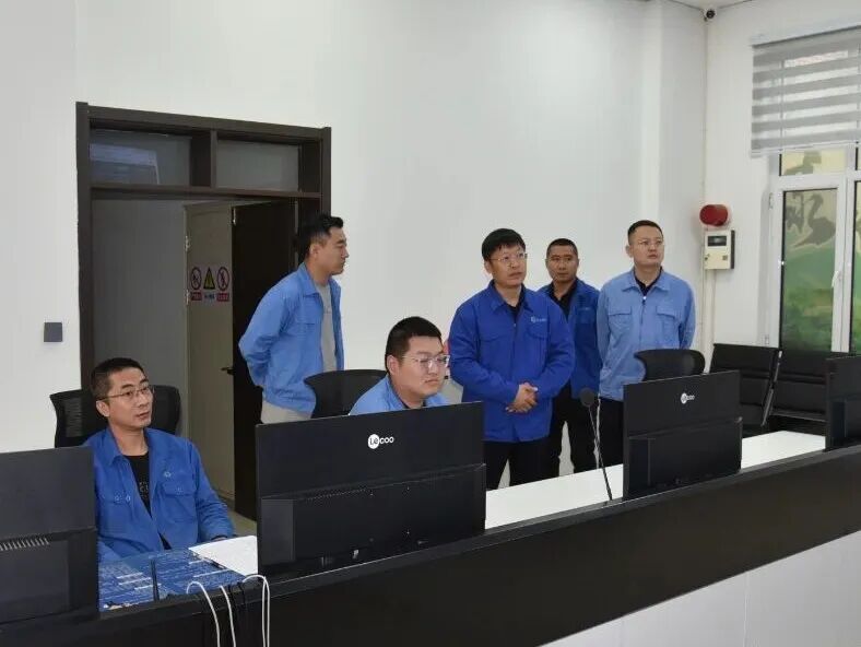 【節(jié)日祝福】雙節(jié)同慶穩(wěn)供應 堅守崗位守平安——公司領導帶隊慰問一線燃氣人